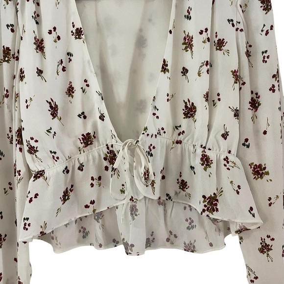 Sunday Best Aritzia Floral Tie Front Peplum Top, Size S - Picture 4 of 8